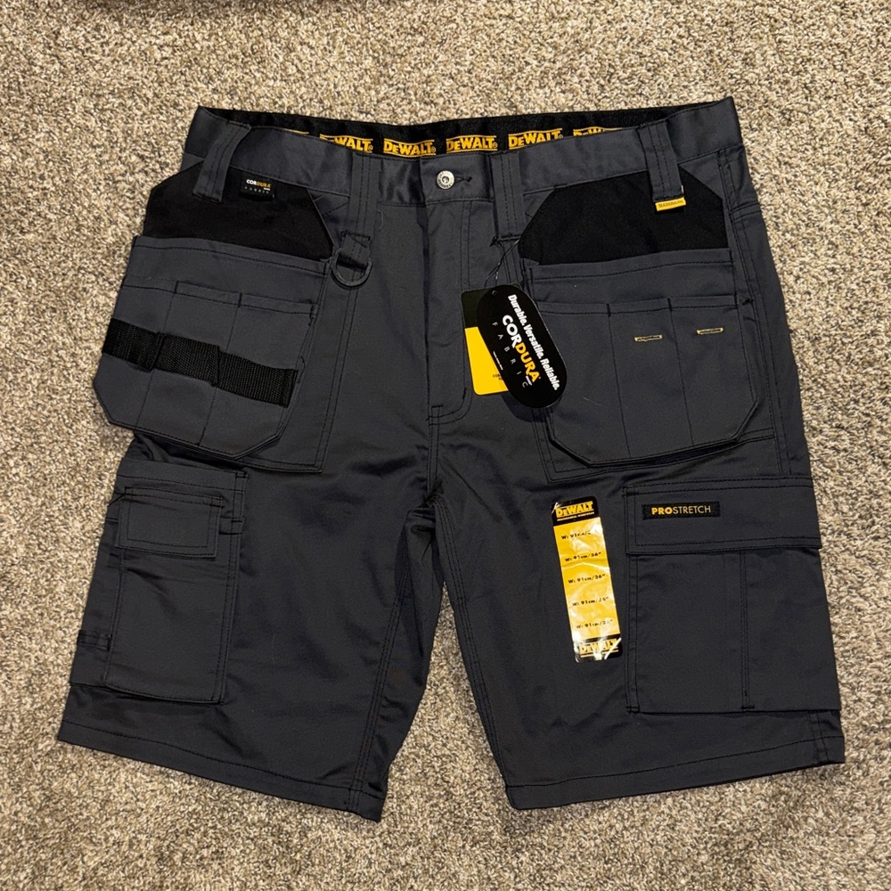DeWalt Men's Gray Work Shorts